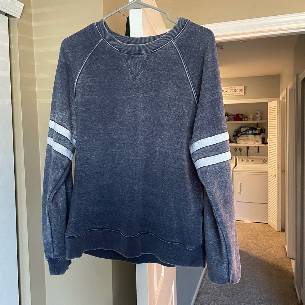 Crew neck
